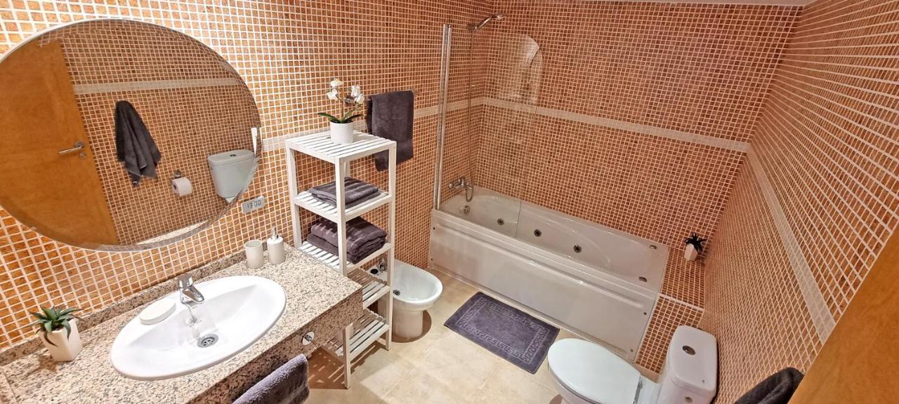 Ferienhaus Casa Caleta - Caleta Fuste - Meerblick - Pool - Glasfaserinternet カレタ・デ・フステ エクステリア 写真